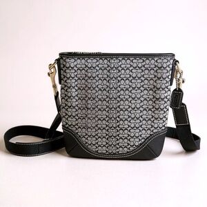 COACH ALMOST VINTAGE MINI SIGNATURE C Y2K SWINGPACK No 1584